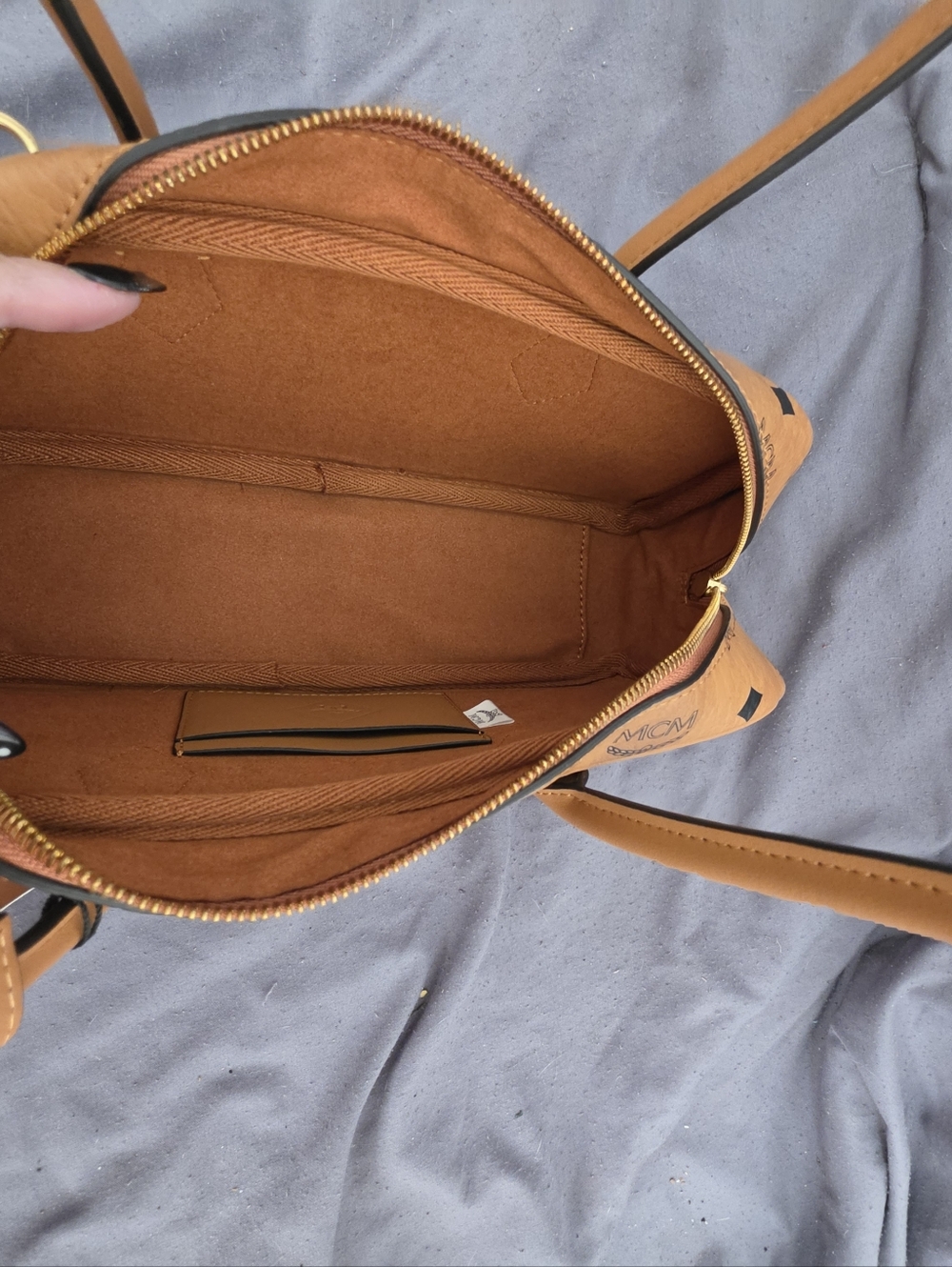 NWOT AUTHENTIC International MCM Cognac Logo Visetos Barrel Shoulder Bag - Picture 11 of 12